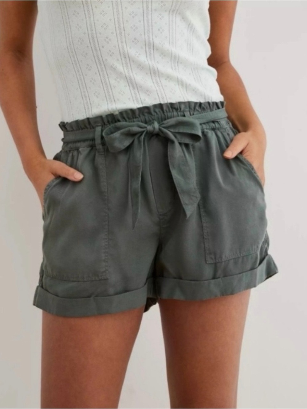 LOT of 4 pair of Aerie Paperbag Shorts. 2 NWT Large